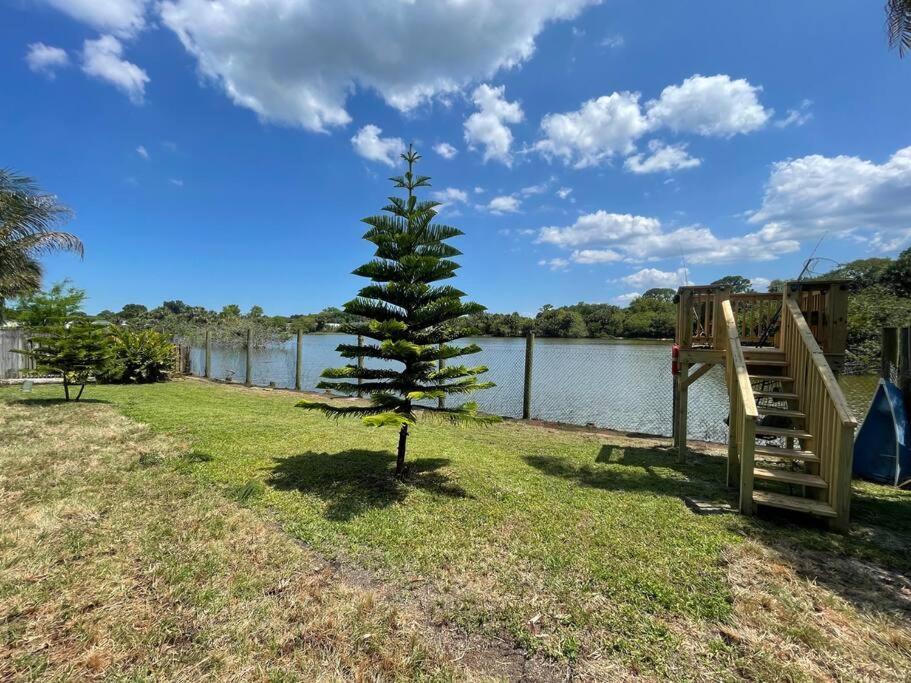 Merrit Island Waterfront House Lots Of Parking Villa Merritt Island Dış mekan fotoğraf